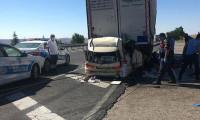 Kargo kamyonu ile çarpıştı: 3 ölü 1 yaralı