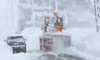 Yoğun kar yağışı Japonya'yı felç etti