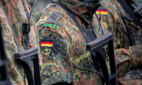 Almanya'da Kovid-19 alarmı: Ordu sahaya iniyor!