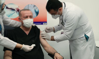 Cumhurbaşkanı Erdoğan korona virüs aşısı oldu