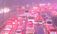İstanbul trafiğinde yoğunluk yüzde 80'i geçti 