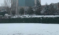 İstanbul'da kar yeniden başladı 