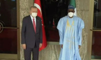Cumhurbaşkanı Erdoğan Nijerya'da resmi törenle karşılandı