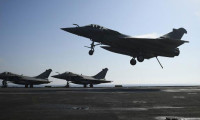 Fransa: Cezayir, askeri uçaklarımıza hava sahasını kapattı
