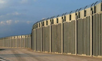 Litvanya göçmen akınını çelik duvarlarla durduracak