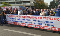 Atina'da afetzedeler eylem yaptı