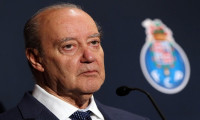 Porto Başkanı, 15 bin euro maaşla kulübe kahin aldı