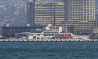 'Yüzen oteller' 6 yıl sonra İzmir Limanı'nda