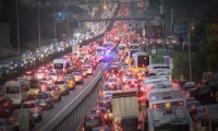İstanbul'da trafik kilit: Yoğunluk yüzde 83...