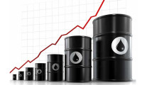 Petrolde stok azalışı fiyatları yükseltiyor