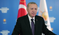 Erdoğan: Ayaklarına taş değse AK Parti'yi suçluyorlar