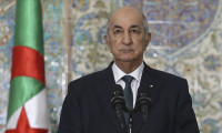 Cezayir Cumhurbaşkanı parlamentoyu feshetti