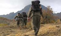 PKK dağılmaya devam ediyor: 2 terörist teslim oldu