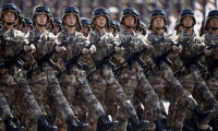 Çin orduyu yeniden inşa edecek