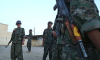 YPG/PKK'dan Fransız milletvekillerine engelleme