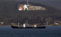 Rus donanmasına ait tanker Çanakkale Boğazı’ndan geçti