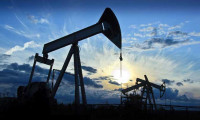 Vaka artışları petrol fiyatlarını düşürüyor