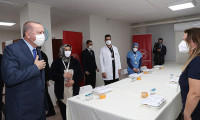 Cumhurbaşkanı Erdoğan sağlık çalışanlarıyla iftar yaptı