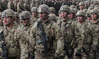 Rusya: NATO Avrupa'daki birliklerini savaşa hazırlıyor