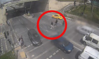 Otogarda patlayıcı bırakan şüpheliler güvenlik kamerasında