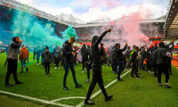 Manchester United - Liverpool maçına protesto engeli
