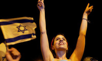 İsrail'de Netanyahu'dan kurtulma sevinci