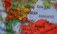 Bulgaristan'da savaş uçağı düştü