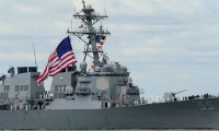 Çin, ABD gemisini kovaladı