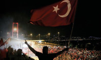 Türkiye tek ses! Siyasilerden 15 Temmuz mesajları