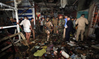 Bağdat'ta halk pazarına terör saldırısı: 33 ölü, 61 yaralı