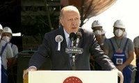 Erdoğan: Türkiye savunma sanayinde adeta bir devrim gerçekleştirmiştir