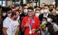 Olimpiyat şampiyonu milli okçu Mete Gazoz İstanbul'da