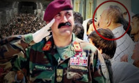 Afgan komutanın görüntüsü olay oldu! 
