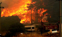 Orman yangınları devam Antalya için Meteoroloji'den uyarı