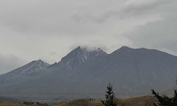 Erciyes Dağı’na kar yağdı