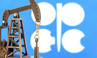 Petrolde OPEC ve fırtına baskısı