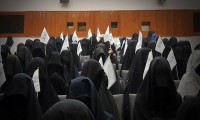 Fotoğraflar art arda geldi: Taliban üniversitede!