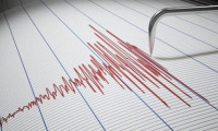 Ege Denizi'nde 5.7 büyüklüğünde deprem yaşandı!