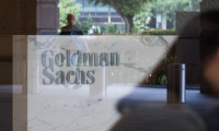 Goldman Sachs ofise dönüşü erteledi