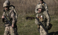 Ukrayna'daki gönüllü askerlere yoğun savaş eğitimi
