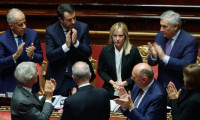 İtalya'da yeni hükümet Senato'dan da geçti