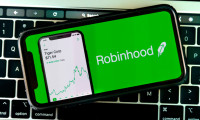 Robinhood hesaplarına 2 günde en büyük kripto girişi 