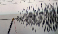 İzmir'de 3,5 büyüklüğünde deprem 