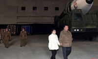 Kuzey Kore lideri, ilk defa kızıyla görüntülendi