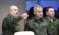 Rusya Savunma Bakanı'ndan cephede denetim