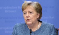 Merkel'den Rusya'ya kınama