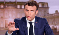Fransa lideri Macron'dan Biden'a eleştiri
