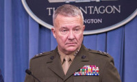 ABD'nin Orta Doğu'dan sorumlu komutanı McKenzie emekli oldu