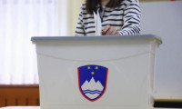 Slovenya halkı sandık başında