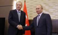  Erdoğan, Putin'i İstanbul'a davet etti